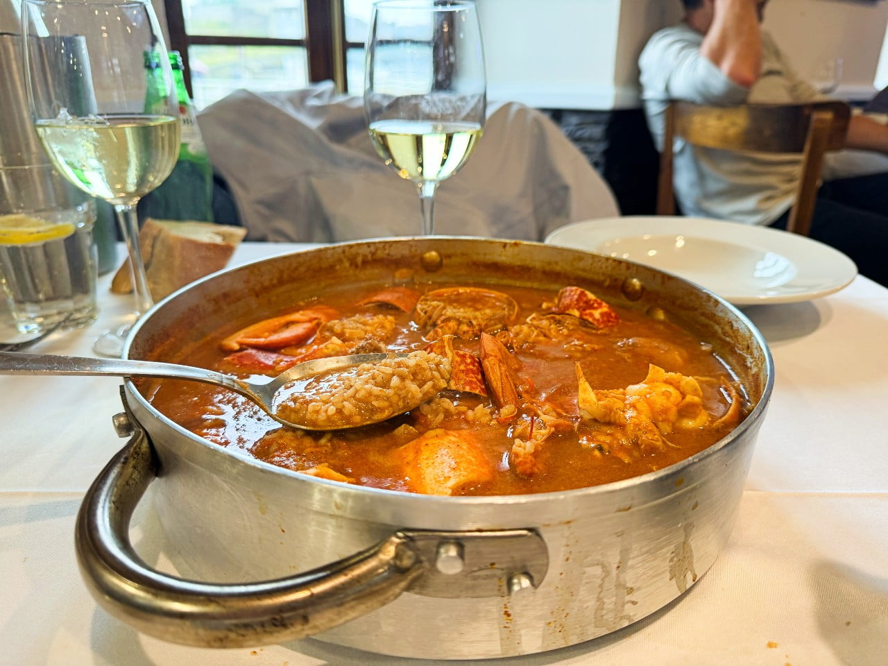 Restaurante en Rinlo donde probar el arroz con bogavante