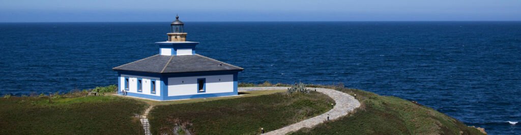 Faro Illa Pancha en Ribadeo en la Mariña Lucense