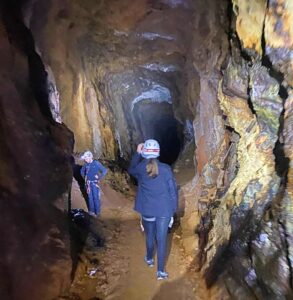 Ruta das minas y la tirolina de A Pontenova